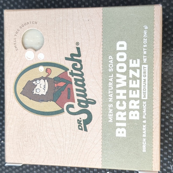 DR SQUATCH  (4) MEN'S NATURAL SOAPS 🧼 & LOTION 🧴 - Picture 4 of 6